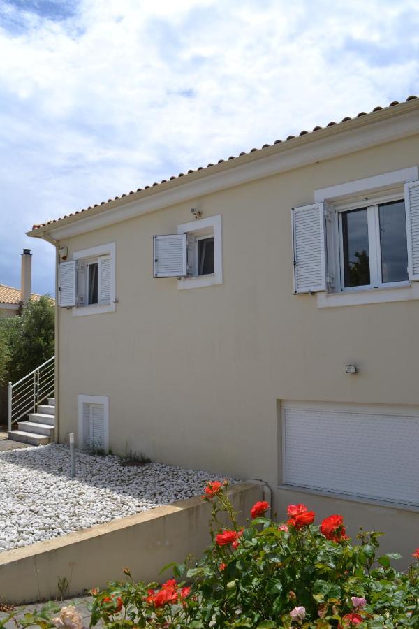 Villa Emma - Kamaria Home With Stunning Sea Views מראה חיצוני תמונה